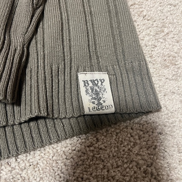 Crewneck sweater - Picture 3 of 4